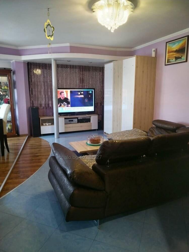 Продава 2-СТАЕН, гр. Бургас, Изгрев, снимка 2 - Апартаменти - 55702284