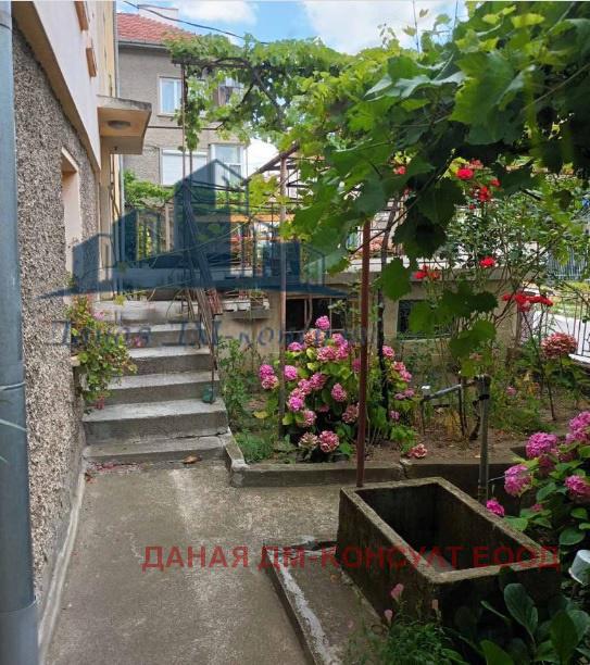 Na prodej  Podlaha domu Šumen , Voenno učilište , 95 m2 | 75695110