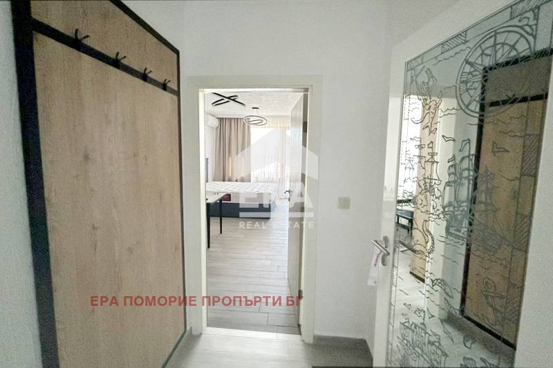 Продава  1-стаен област Бургас , гр. Поморие , 47 кв.м | 84206563 - изображение [2]