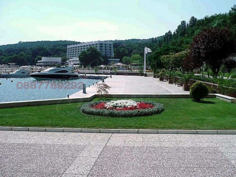 Продава 3-СТАЕН, гр. Варна, к.к. Св.Св. Константин и Елена, снимка 11 - Апартаменти - 53368006