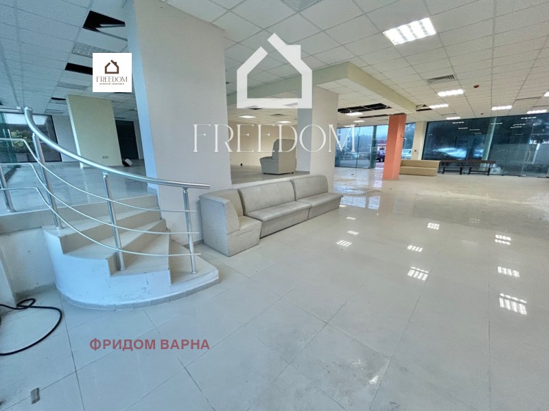 En venta  Comercio Varna , k.k. Sv.Sv. Konstantin i Elena , 350 metros cuadrados | 67948117 - imagen [7]