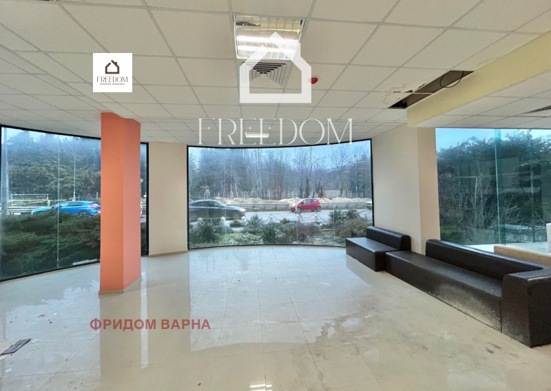 En venta  Comercio Varna , k.k. Sv.Sv. Konstantin i Elena , 350 metros cuadrados | 67948117 - imagen [4]