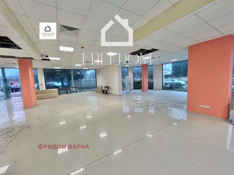 En venta  Comercio Varna , k.k. Sv.Sv. Konstantin i Elena , 350 metros cuadrados | 67948117