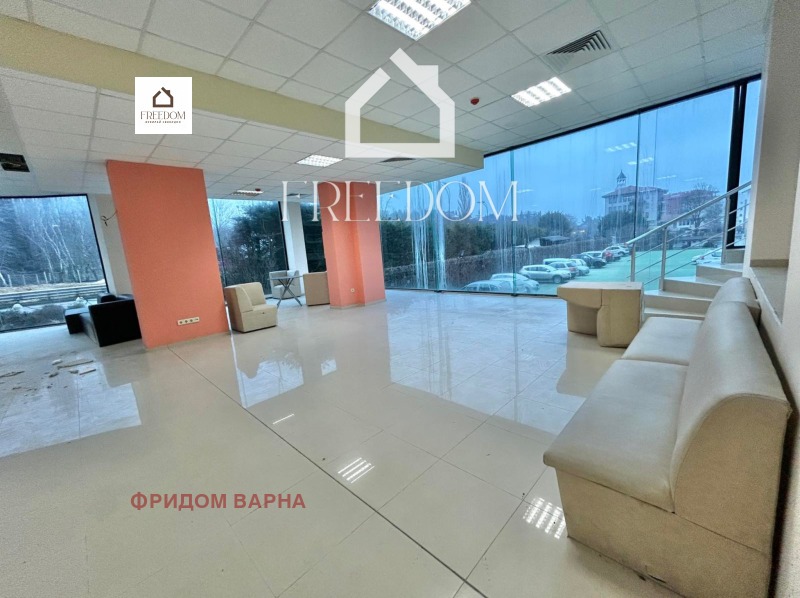 En venta  Comercio Varna , k.k. Sv.Sv. Konstantin i Elena , 350 metros cuadrados | 67948117 - imagen [3]