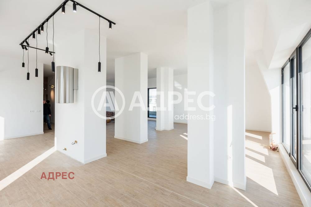 Продава МНОГОСТАЕН, гр. Варна, к.к. Св.Св. Константин и Елена, снимка 6 - Апартаменти - 54354187