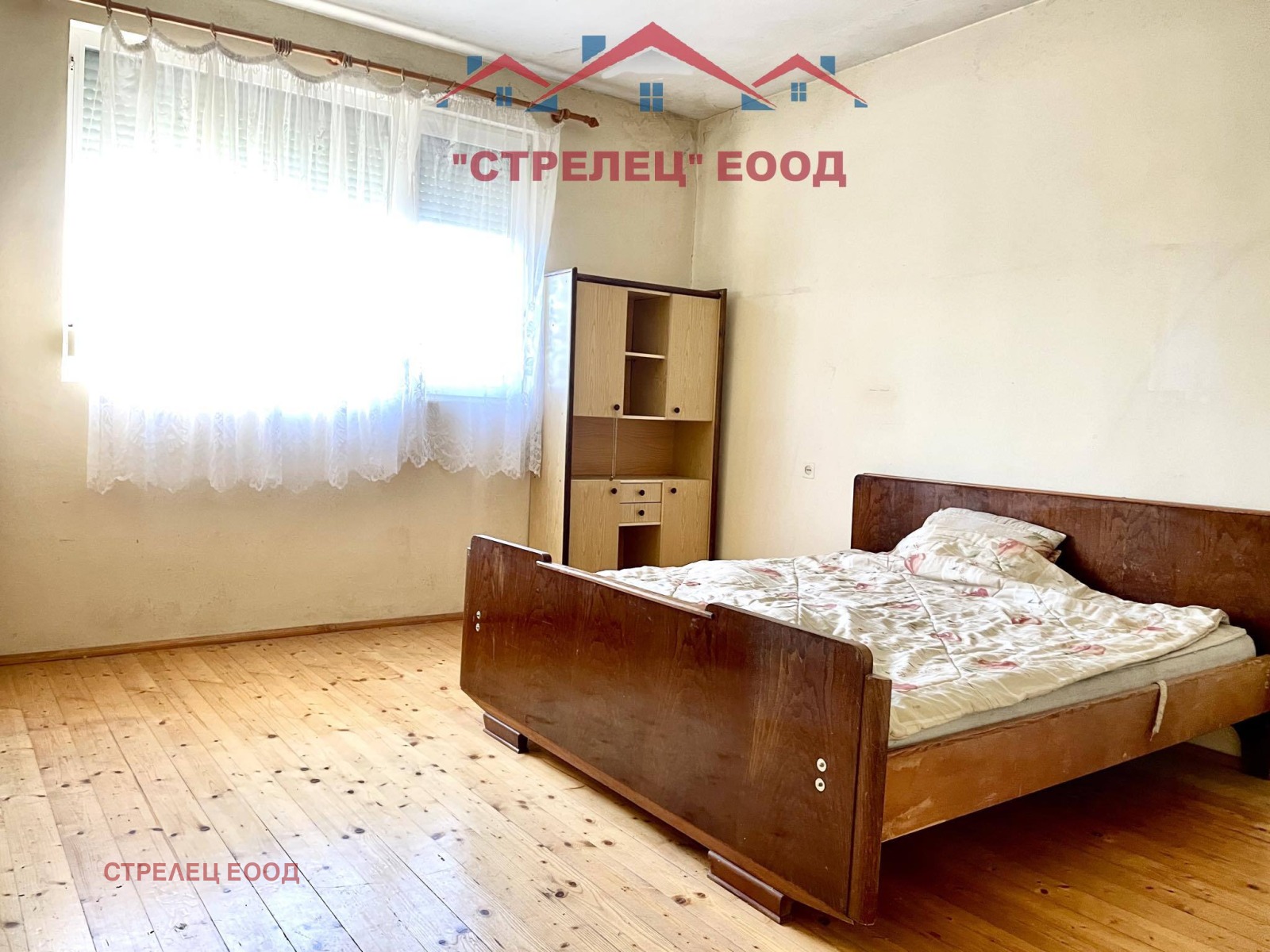 Продава ЕТАЖ ОТ КЪЩА, гр. Добрич, ЖП Гара, снимка 4 - Етаж от къща - 54752398