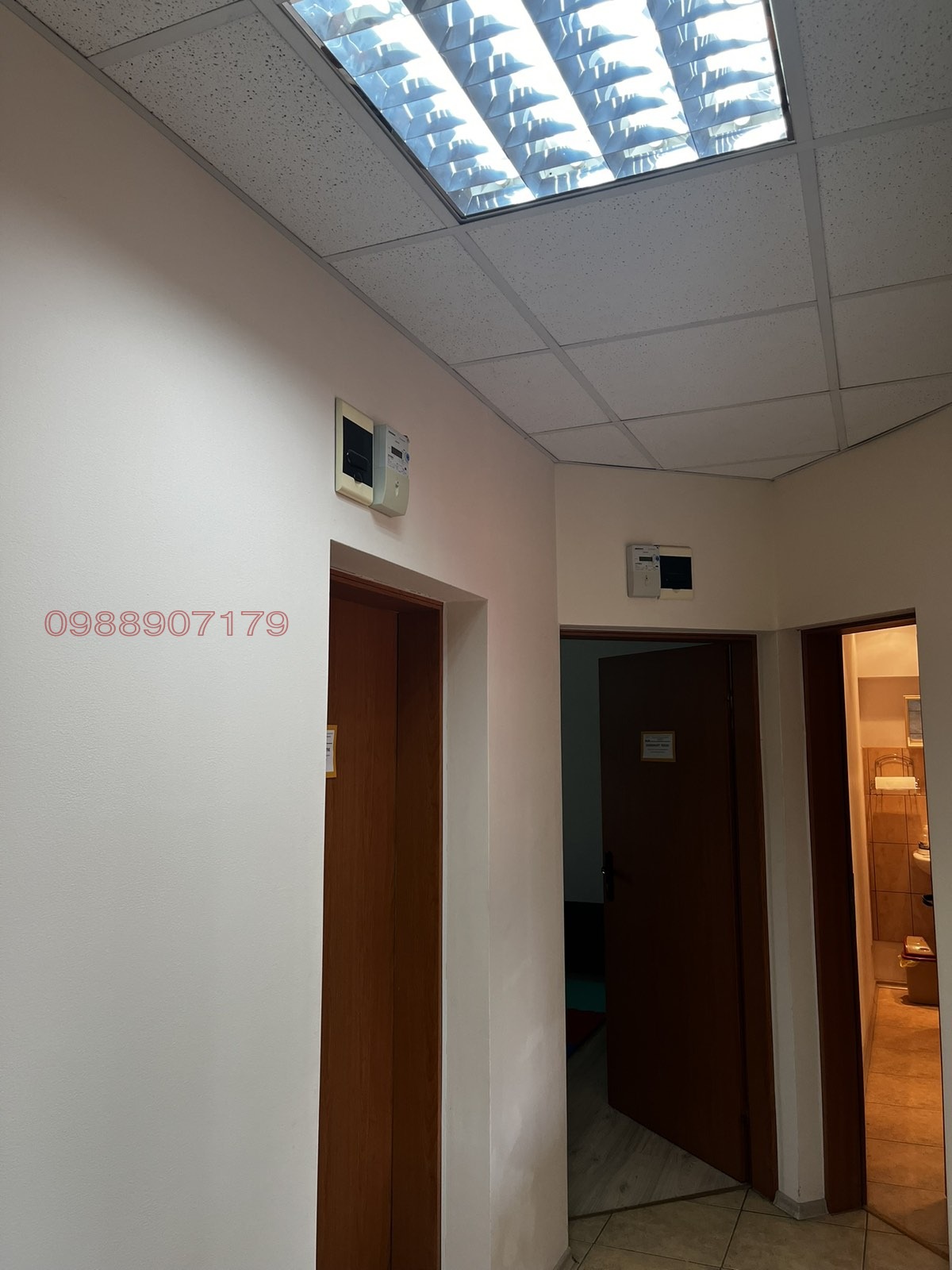 Продава ЕТАЖ ОТ КЪЩА, гр. Русе, Център, снимка 2 - Етаж от къща - 54242143