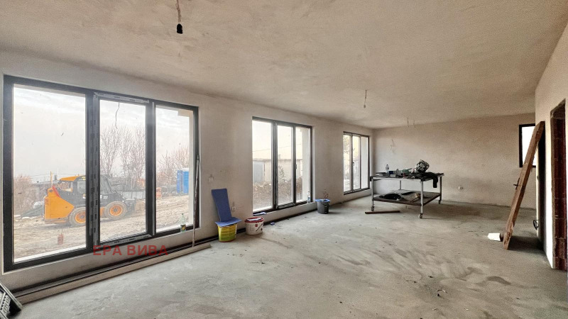 Продава КЪЩА в град Варна, м-т Акчелар - 240 кв.м / 450 000 € » 880 123.50 лв., ЕРА ВИВА