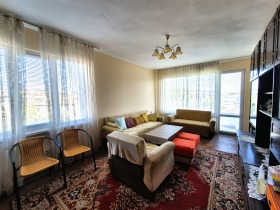 3-стаен град Кърджали, Студен кладенец 4