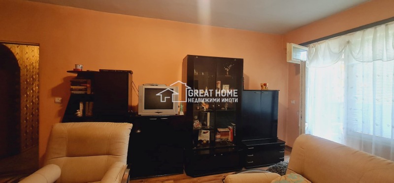 For Sale  2 bedroom Targovishte , Zapad 2 , 65 sq.m | 66047592 - image [3]