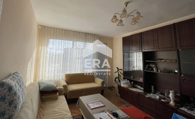 Продава  3-стаен град Кърджали , Студен кладенец , 120 кв.м | 59943511