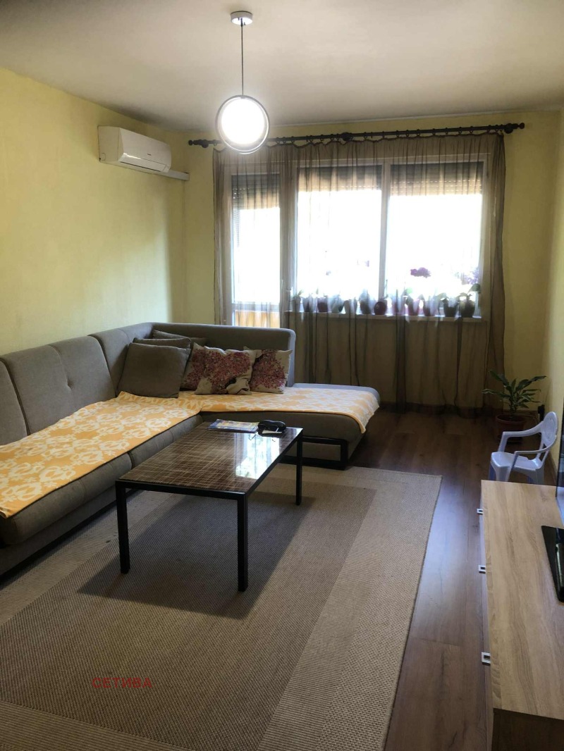 De vânzare  2 dormitoare Ciustendil , Mogilata , 81 mp | 45350637