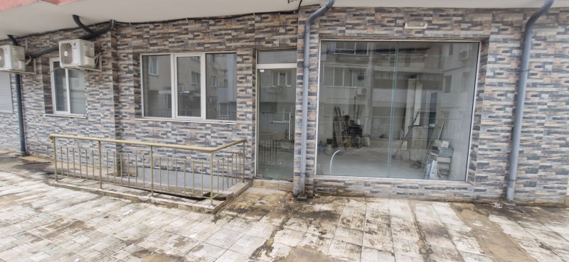 Продава МАГАЗИН, гр. Русе, Център, снимка 4 - Магазини - 53043377