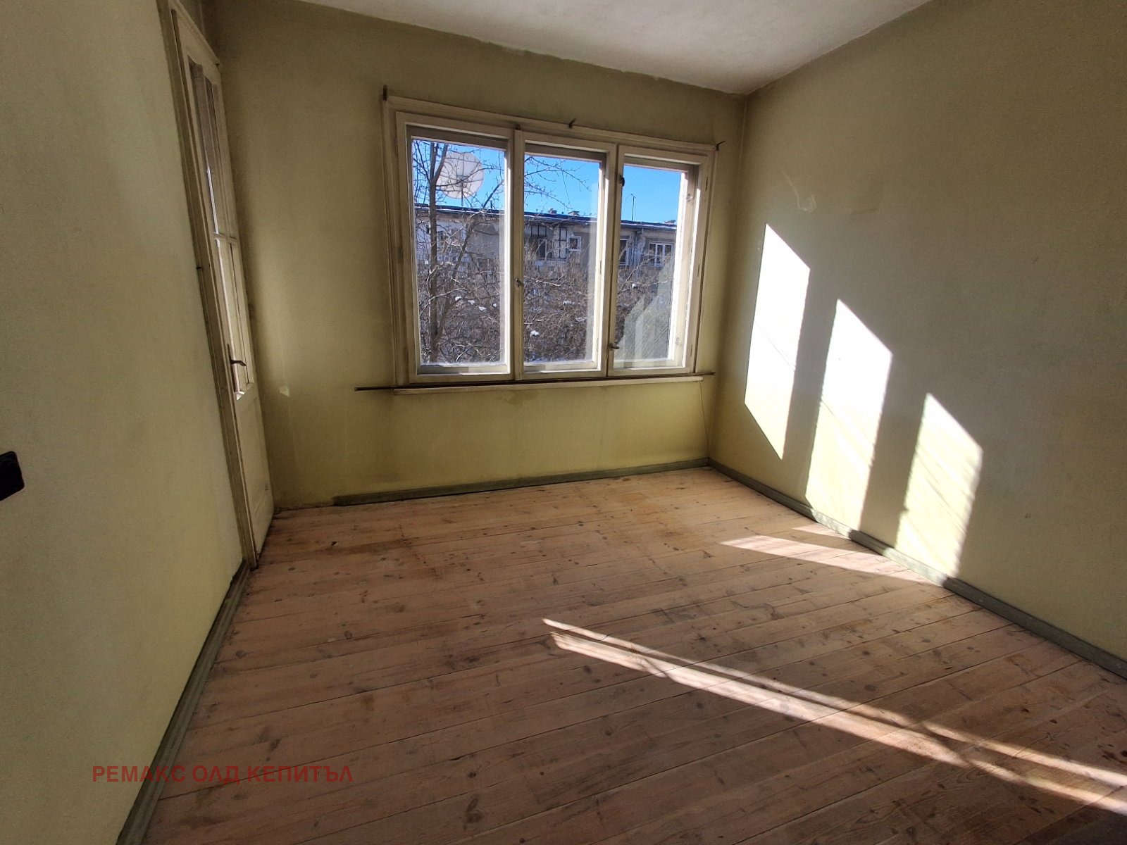 Продава 3-СТАЕН, гр. Велико Търново, Център, снимка 2 - Апартаменти - 53943638