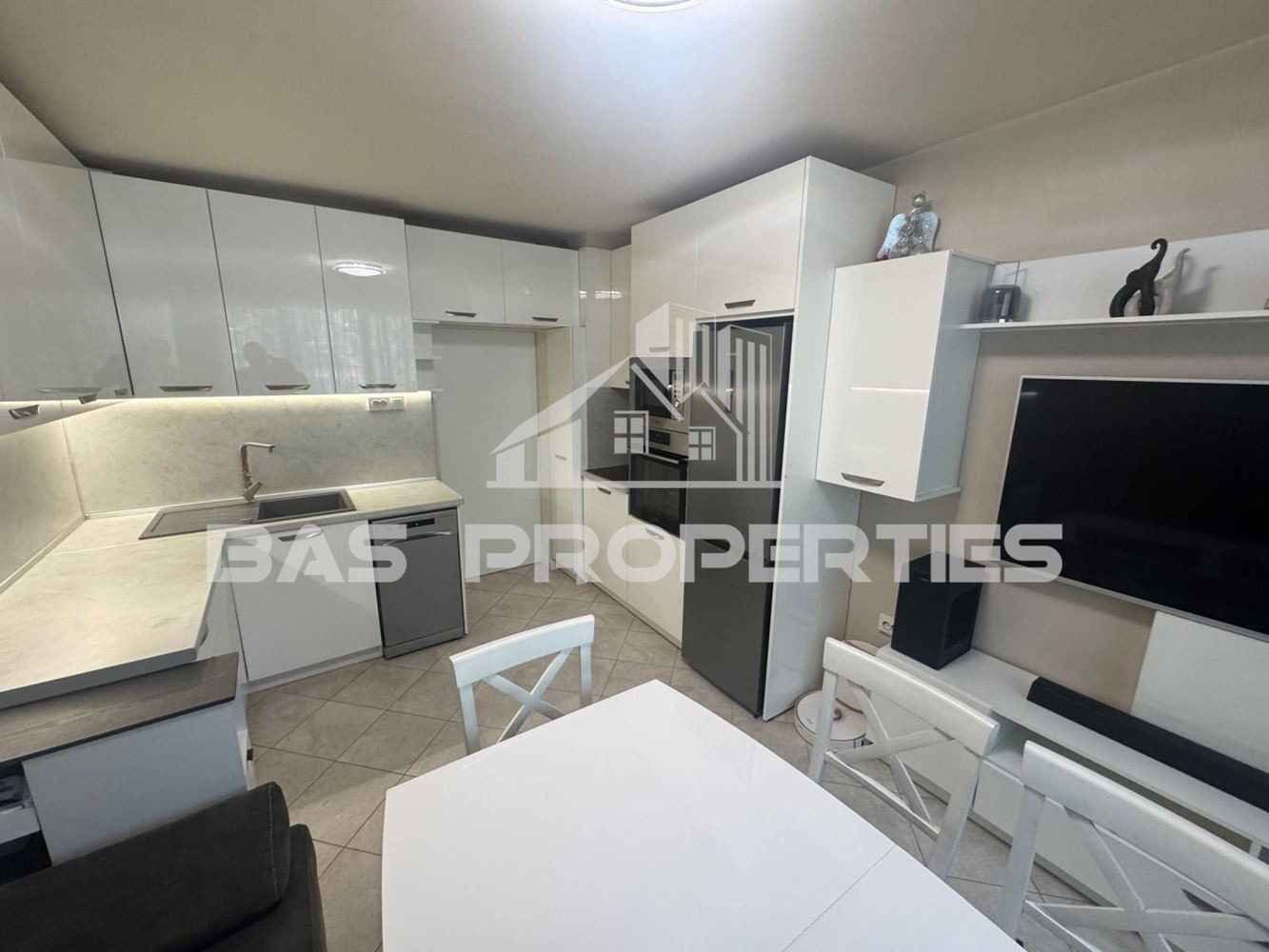 Продава 3-СТАЕН, гр. София, Хаджи Димитър, снимка 2 - Апартаменти - 55582409