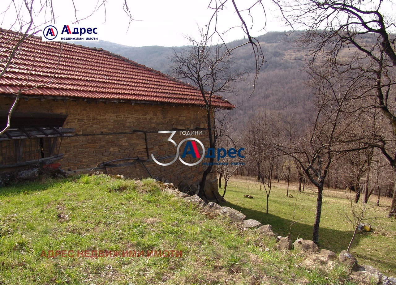 Продава КЪЩА, с. Томчевци, област Габрово, снимка 4 - Къщи - 51939365