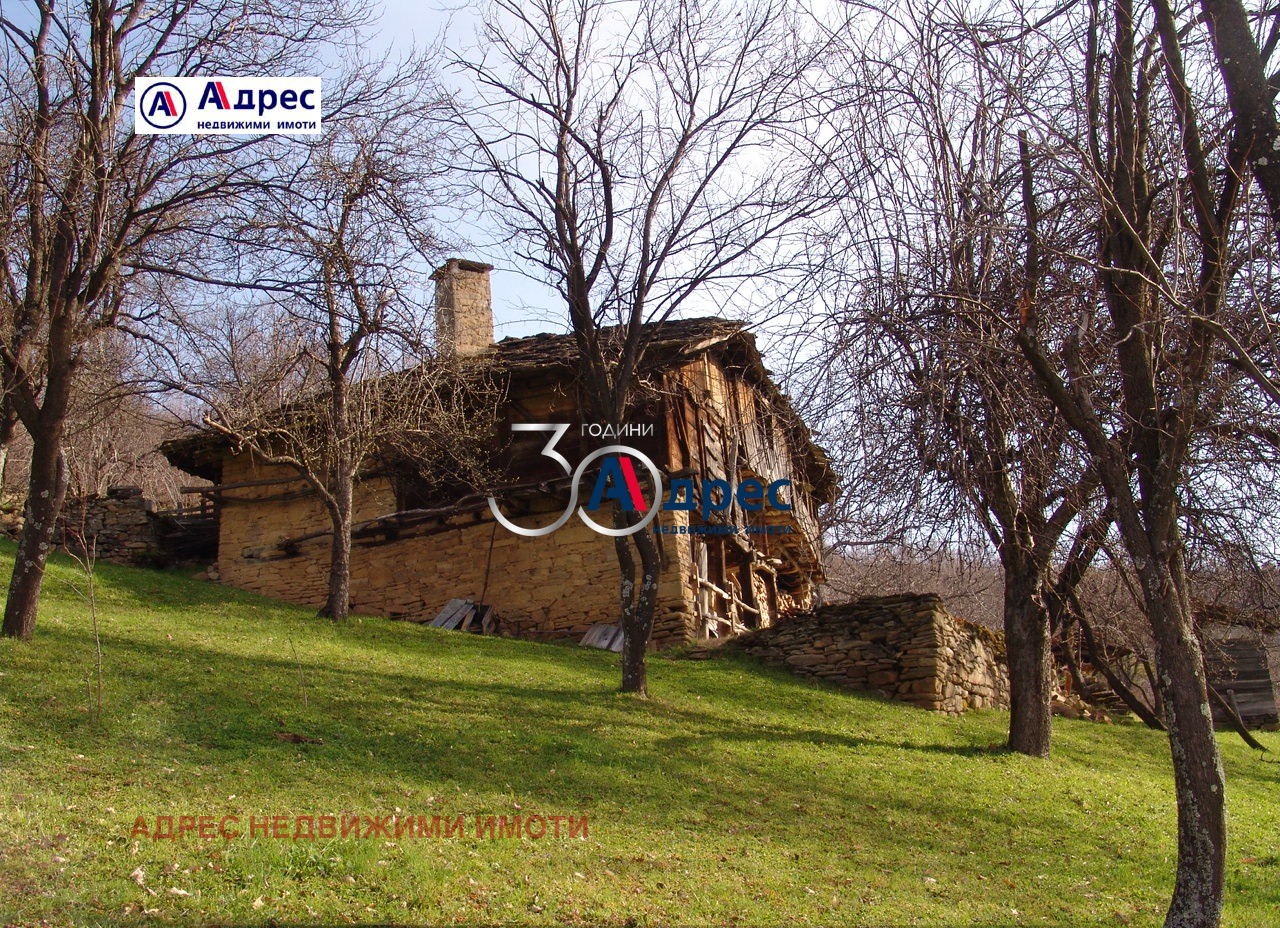 Продава КЪЩА, с. Томчевци, област Габрово, снимка 12 - Къщи - 51939365