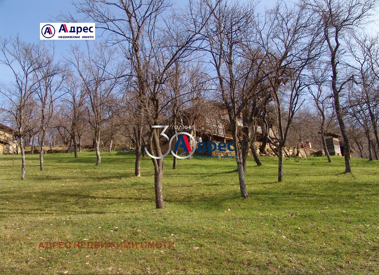 Продава КЪЩА, с. Томчевци, област Габрово, снимка 11 - Къщи - 51939365