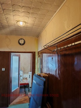 1 Schlafzimmer Iztok, Pernik 6