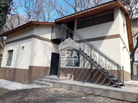 Casa Okrazhna bolnitsa-Generali, Varna 2