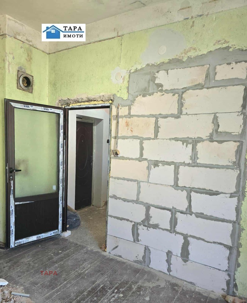 Продава 1-СТАЕН, гр. Бойчиновци, област Монтана, снимка 6 - Апартаменти - 52985012