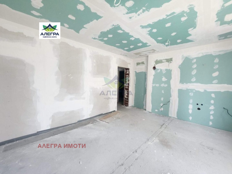 Te koop  1 slaapkamer Pazardzjik , Stavropol , 77 m² | 50329181