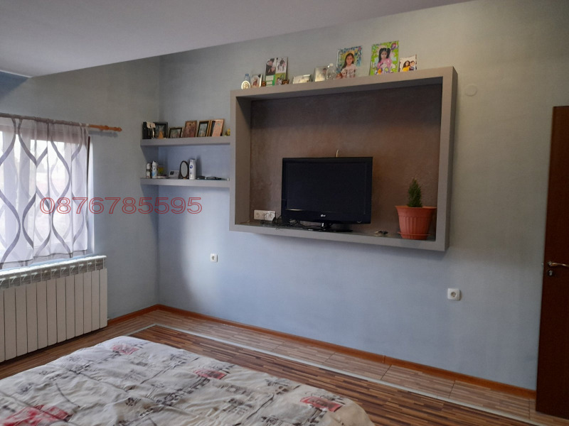 Продава ЕТАЖ ОТ КЪЩА, гр. Сливница, област София област, снимка 12 - Етаж от къща - 52780446