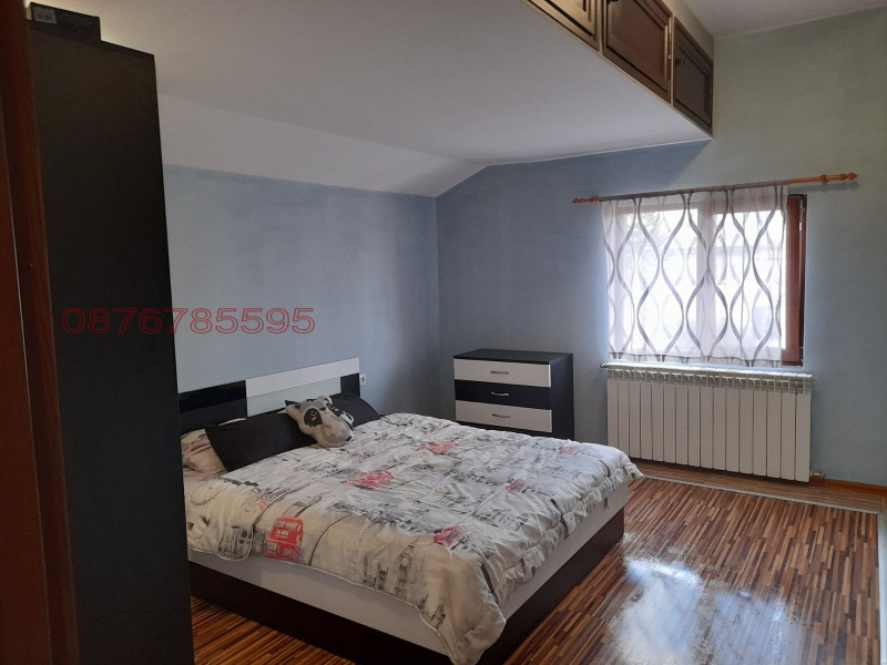 Продава ЕТАЖ ОТ КЪЩА, гр. Сливница, област София област, снимка 3 - Етаж от къща - 52780446