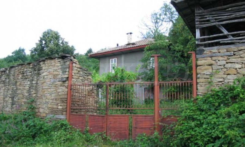 Продава КЪЩА, с. Радовци, област Велико Търново, снимка 6 - Къщи - 44288882