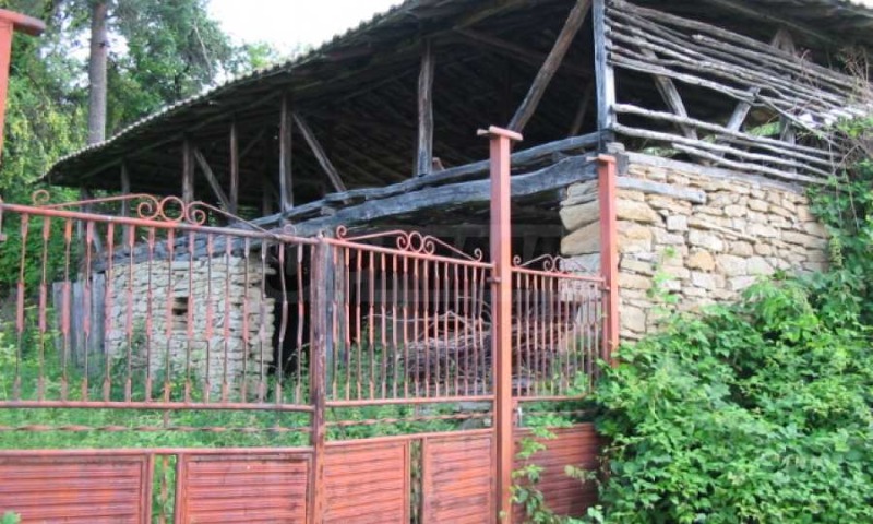 Продава КЪЩА, с. Радовци, област Велико Търново, снимка 3 - Къщи - 44288882