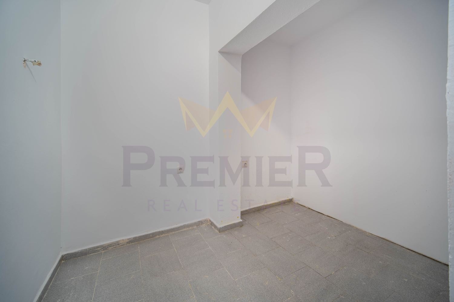 Продава ЗАВЕДЕНИЕ, гр. Варна, Център, снимка 10 - Заведения - 55950440