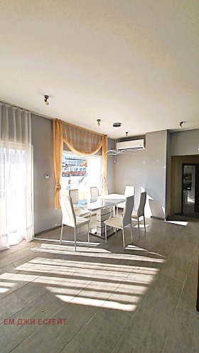 3+ bedroom Lazur, Burgas 3