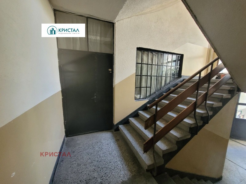 En venta  Estudio Plovdiv , Yuzhen , 36 metros cuadrados | 71142882 - imagen [8]