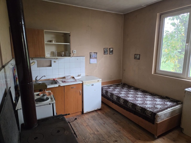 Продава КЪЩА, с. Александрово, област Ловеч, снимка 9 - Къщи - 52845886