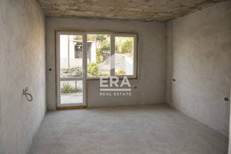 Продава КЪЩА, с. Илинденци, област Благоевград, снимка 3 - Къщи - 55184174