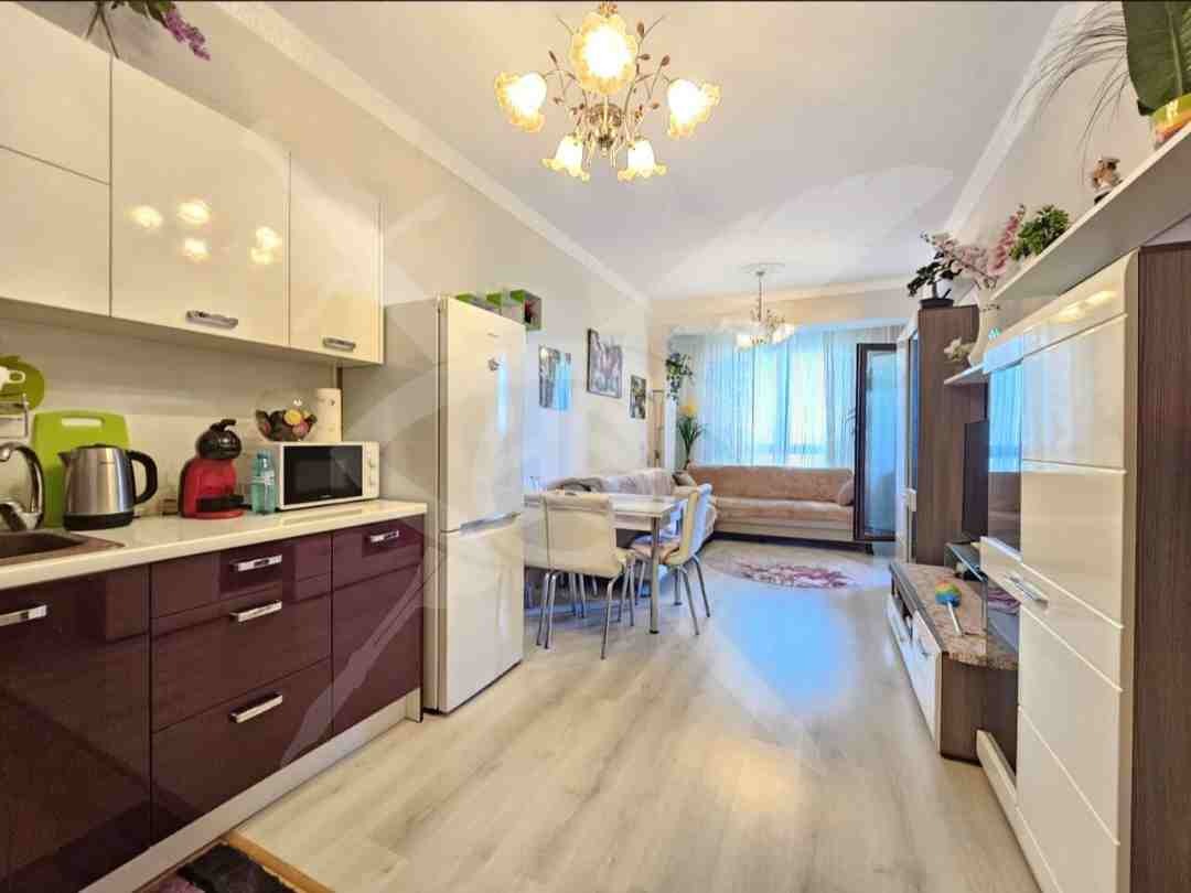 Продава  2-стаен град Бургас , Лазур , 74 кв.м | 89805477