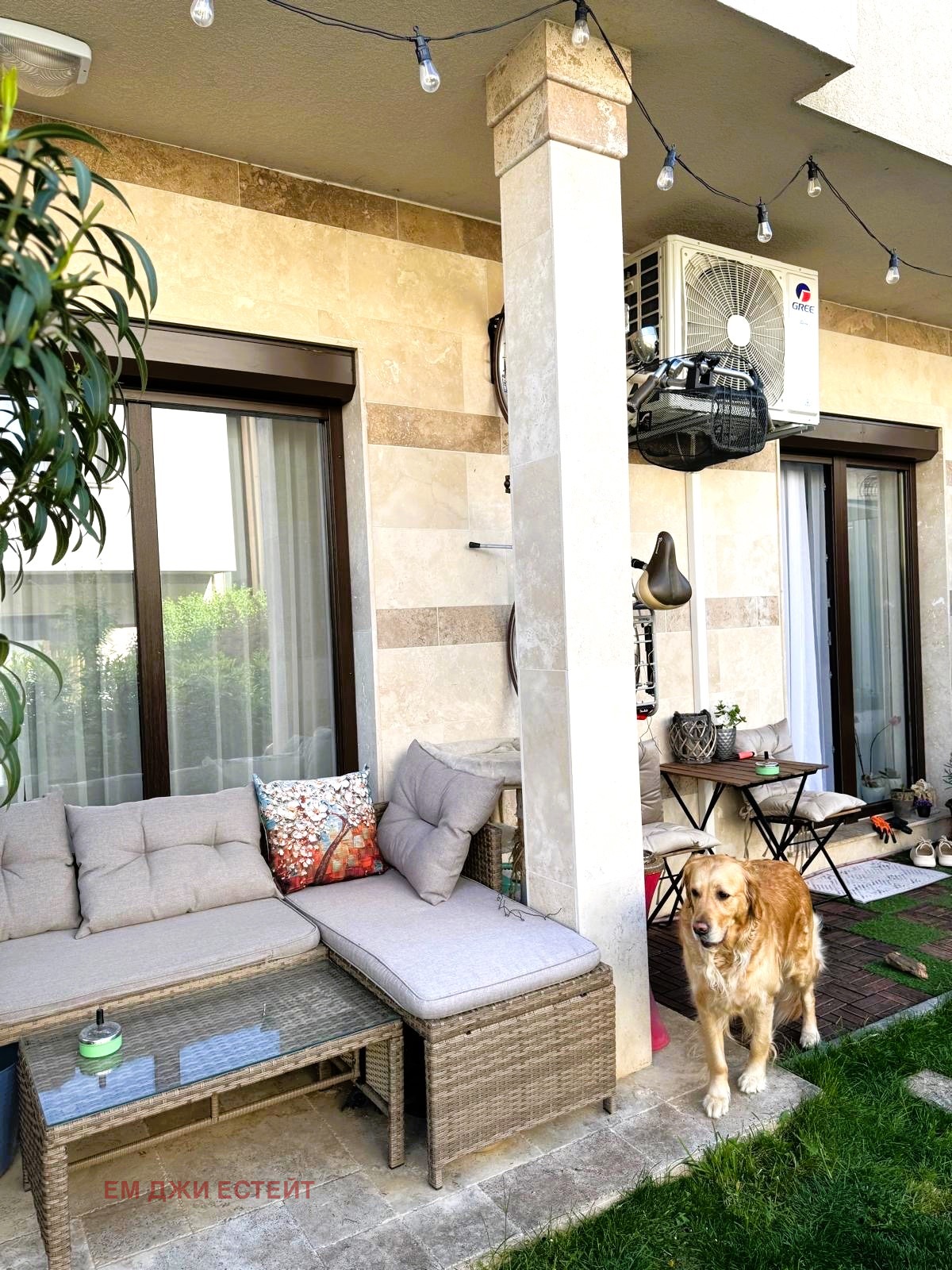 Продава КЪЩА, гр. Бургас, Сарафово, снимка 2 - Къщи - 53672121