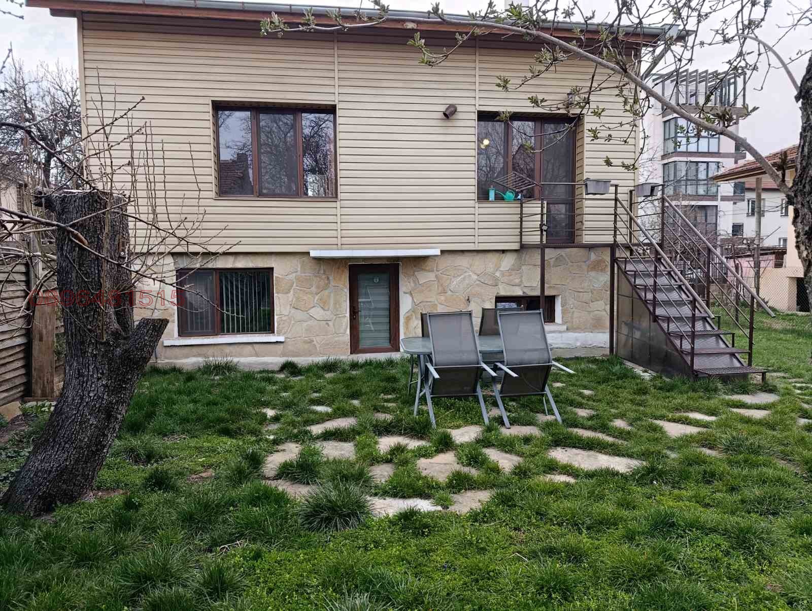 Продава КЪЩА, гр. София, Триъгълника, снимка 2 - Къщи - 54082854