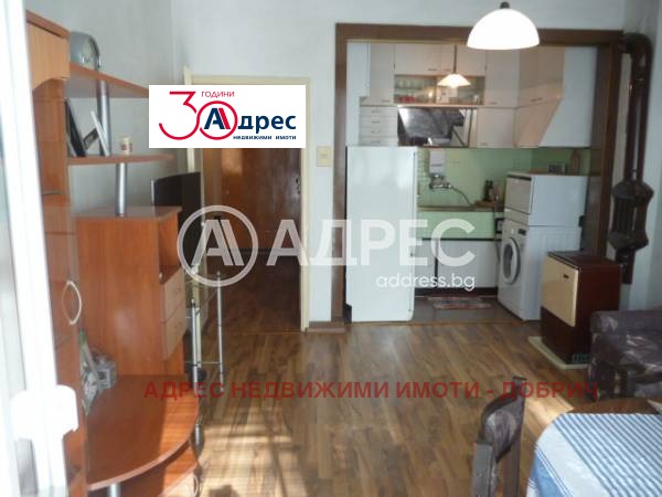 Продава МНОГОСТАЕН, гр. Добрич, Център, снимка 5 - Aпартаменти - 49285684