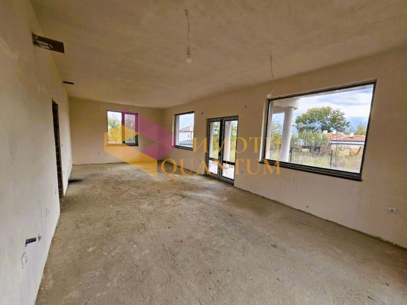 Продава КЪЩА, с. Равна гора, област Варна, снимка 3 - Къщи - 52201121