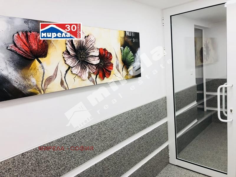 Продава ЗАВЕДЕНИЕ, гр. София, Център, снимка 2 - Заведения - 52574839