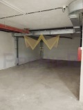 Продава ГАРАЖ, ПАРКОМЯСТО, град Варна, Лятно кино Тракия • 185000 € / 361828.55 лв. • 89367874 2