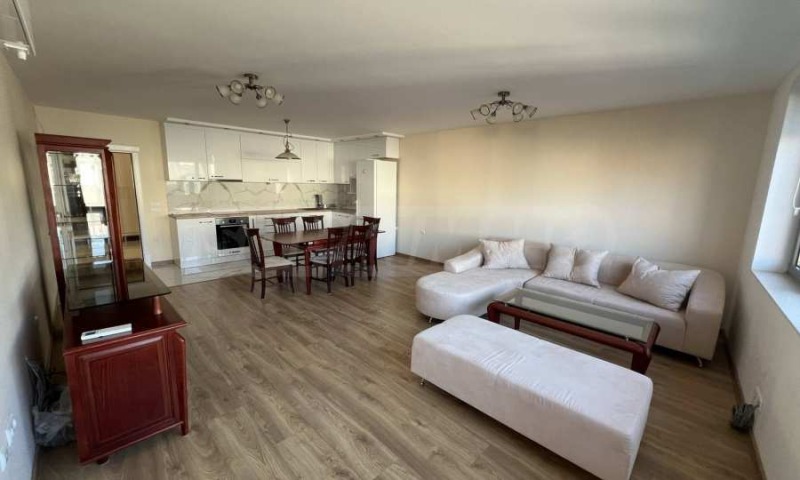 Продава  3-стаен, град Варна, Център •  659 000 EUR • ID 18961892 — holmes.bg - [1] 