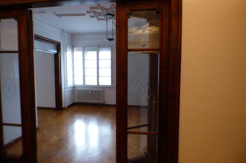 For Sale  3+ bedroom Sofia , Tsentar , 252 sq.m | 80956931 - image [2]