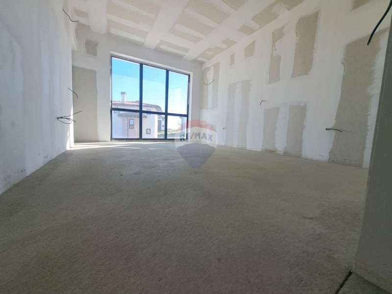 Продава КЪЩА, с. Кичево, област Варна, снимка 8 - Къщи - 53093430