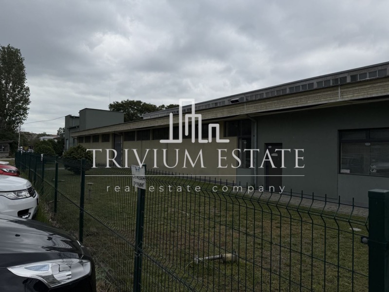 Продава ПРОМ. ПОМЕЩЕНИЕ, гр. Пловдив, Индустриална зона - Север, снимка 2 - Производствени сгради - 52640507