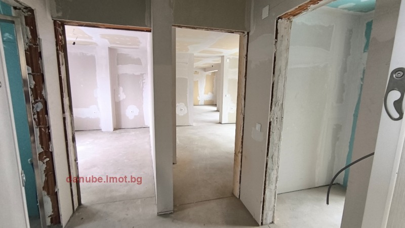 Продава 3-СТАЕН, гр. Русе, Център