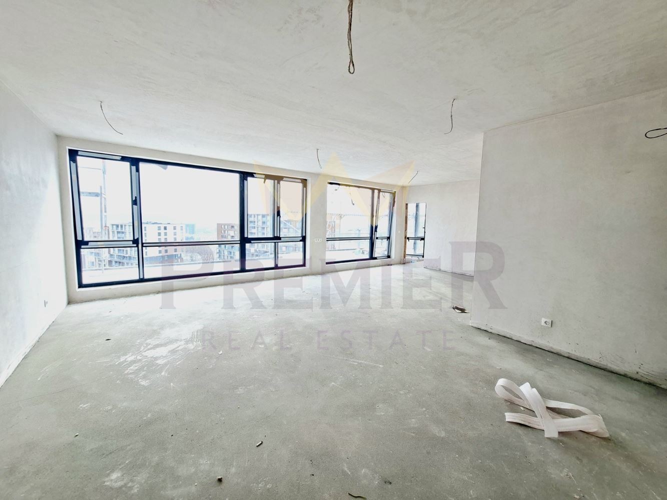 Продава 4-СТАЕН, гр. Варна, Бриз, снимка 2 - Апартаменти - 54026576