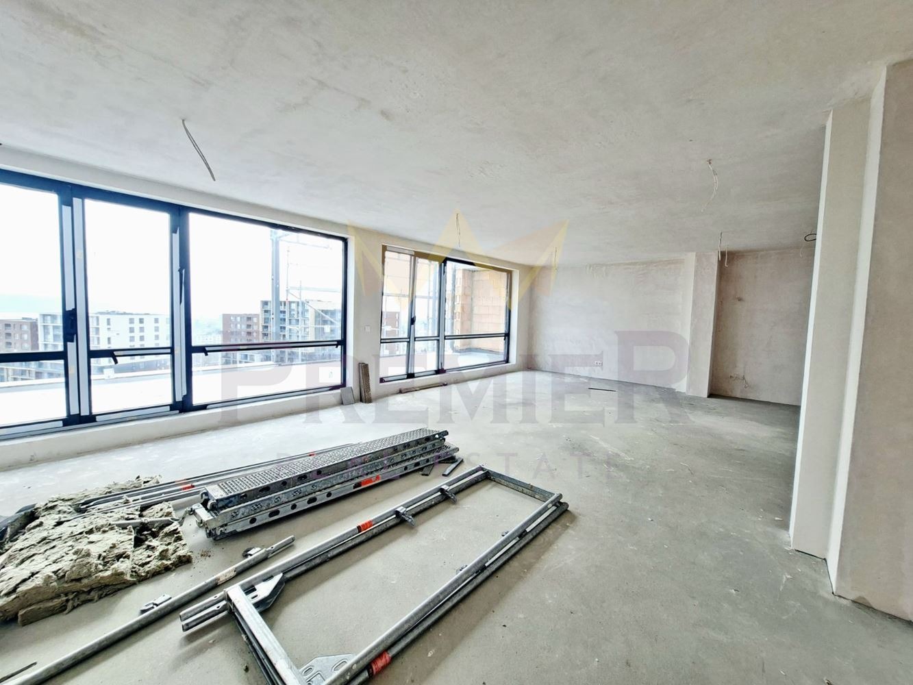 Продава 4-СТАЕН, гр. Варна, Бриз, снимка 3 - Апартаменти - 54026576