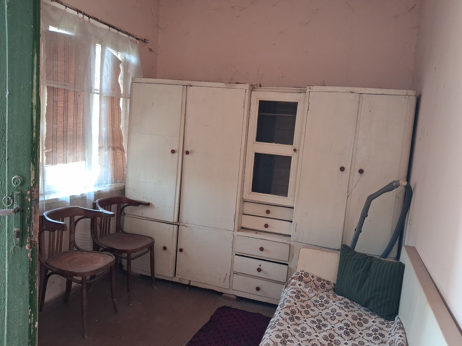 Продава КЪЩА, с. Избеглии, област Пловдив, снимка 10 - Къщи - 56005856